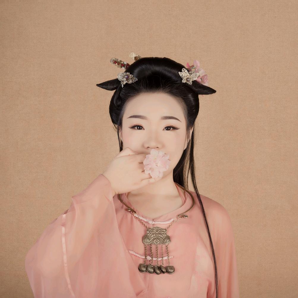曼曼