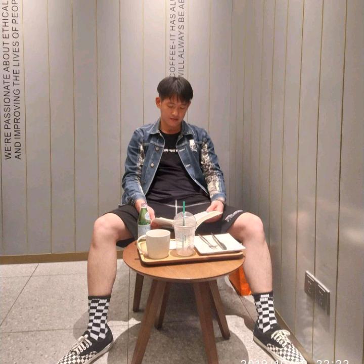 Moore凯伦