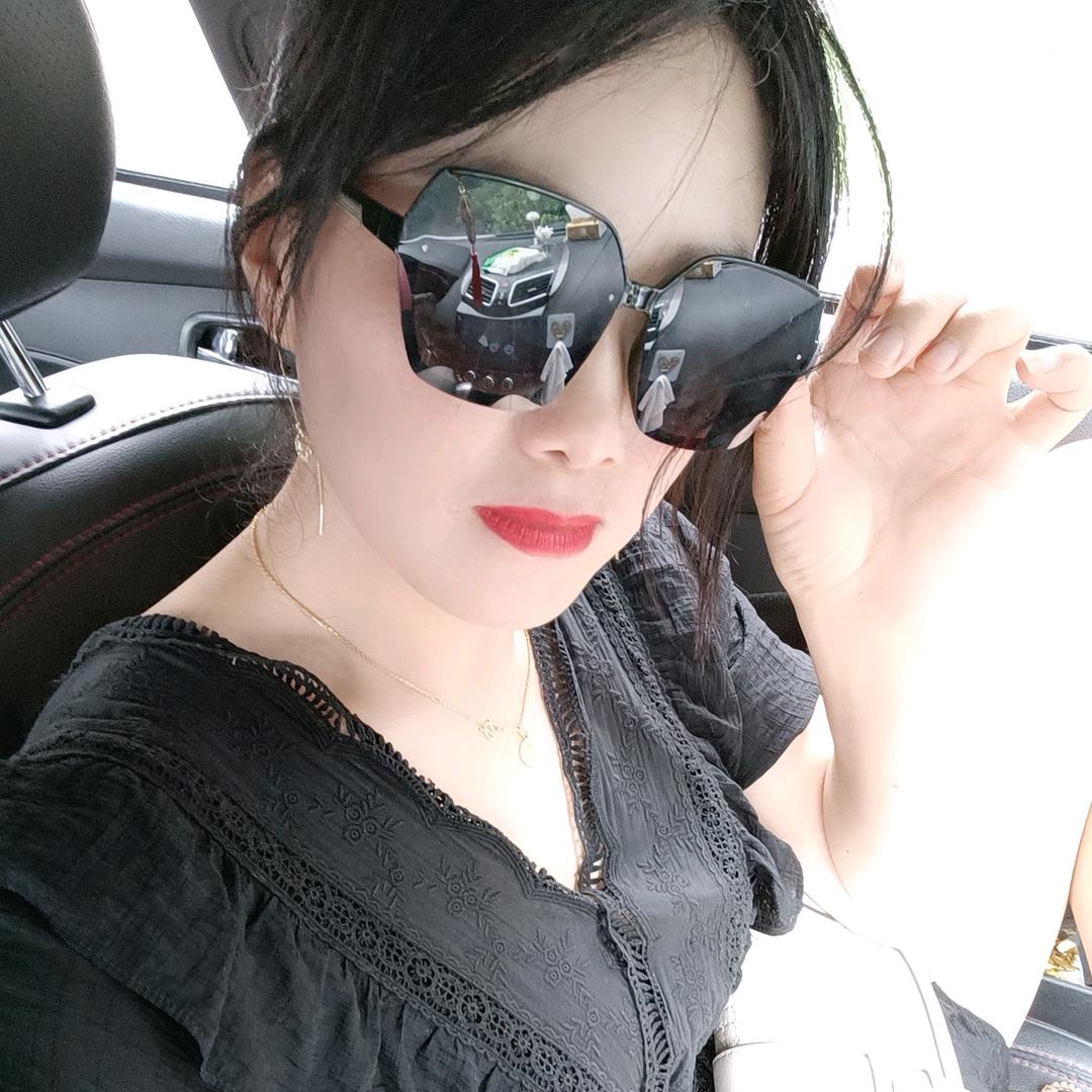 @小现