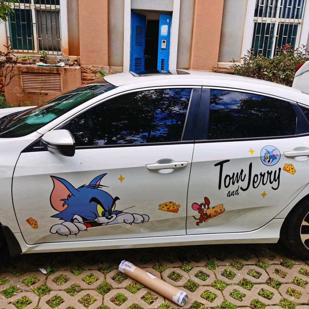 之前户外的小哥