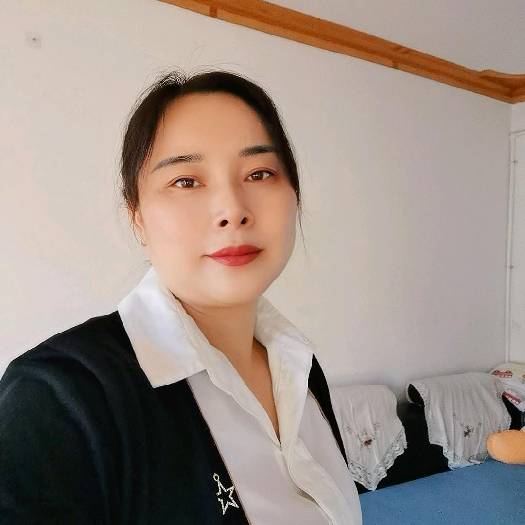 何艳