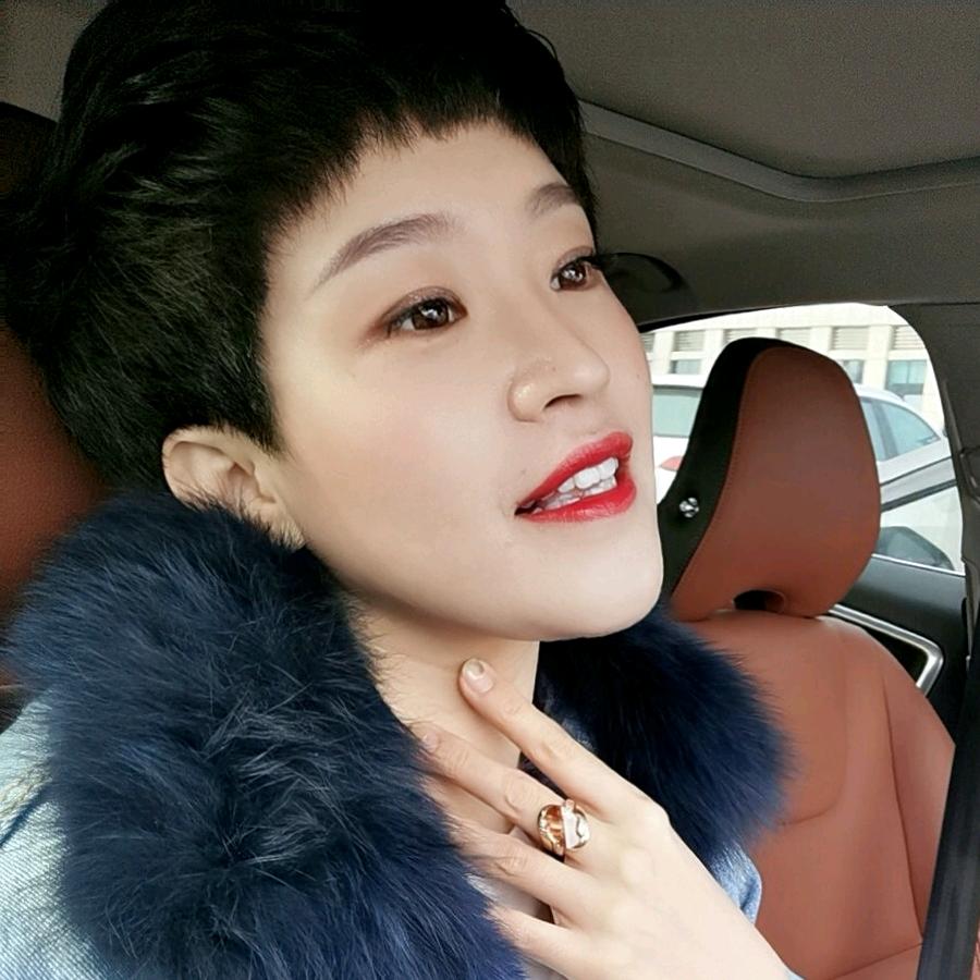 顾家小姐姐( ˘ ³˘)💋