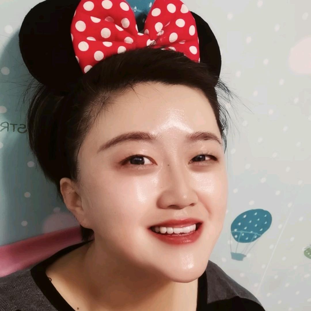 董   家   小    姐