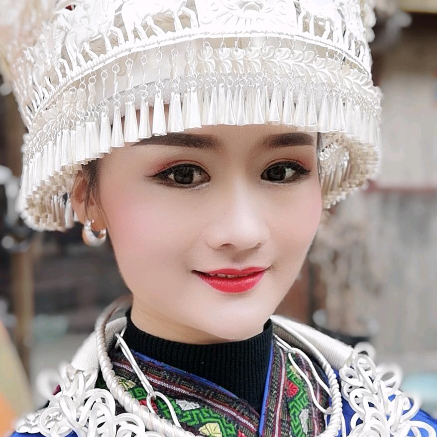 苗家小燕子