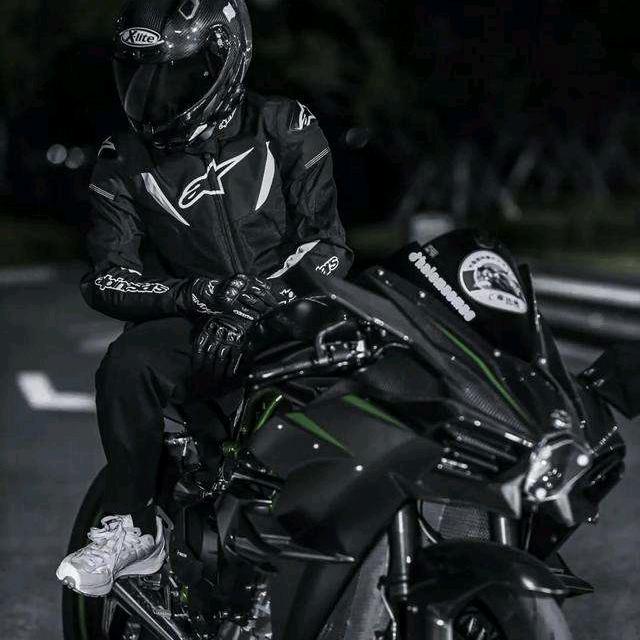 (*◑∇◑)☞華☜(◐∇◐*)