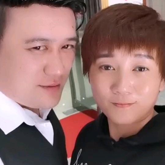 仨孩的妈妈，拒绝连赞谢谢。