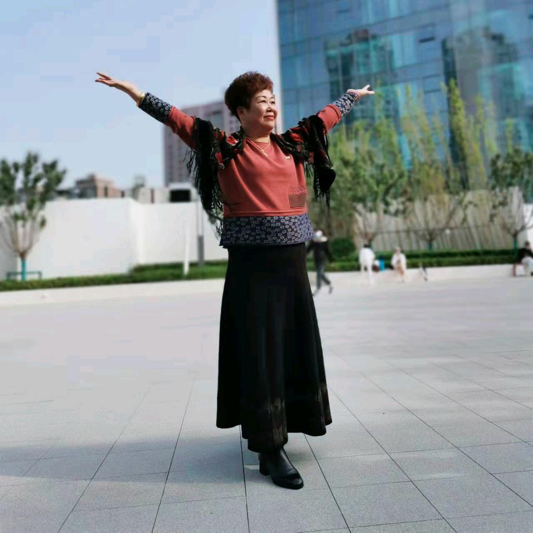 墨兰