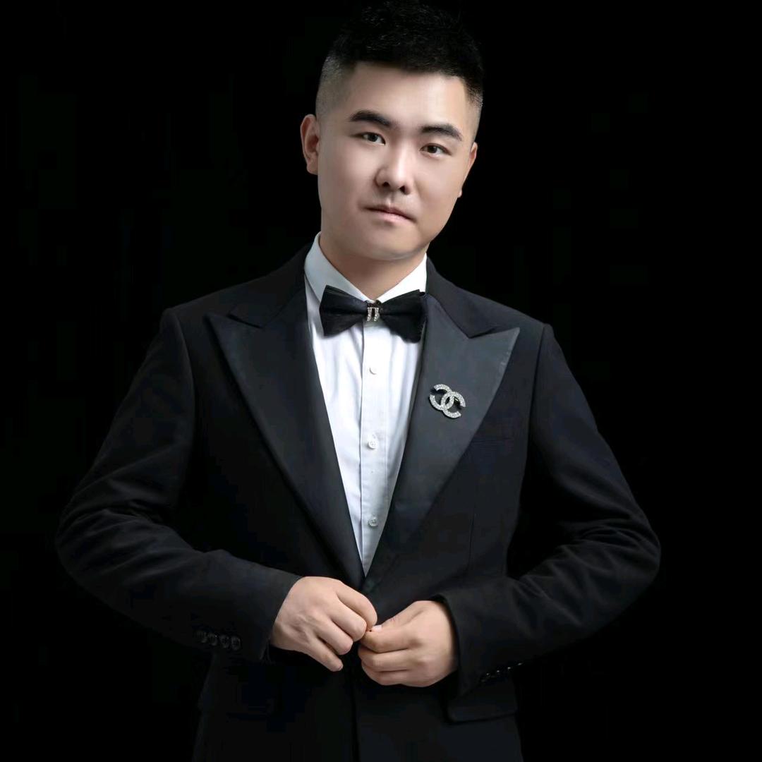 刘🔙鹏