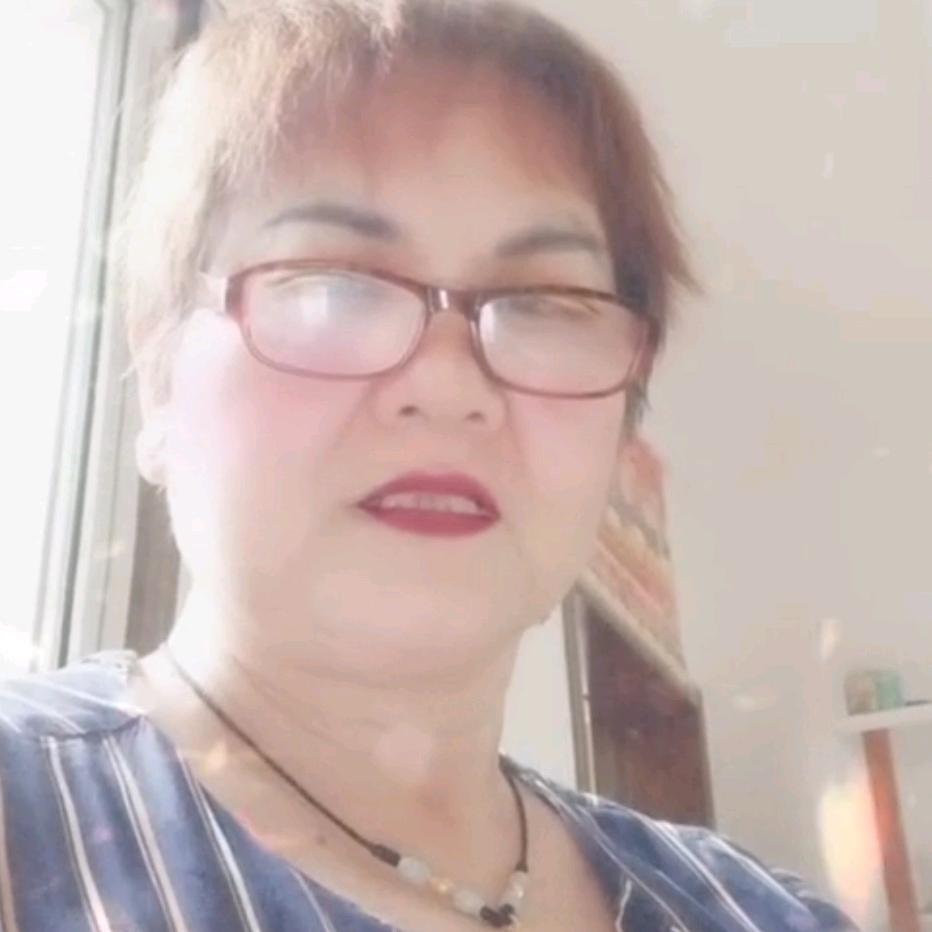 王澳，王璐奶奶