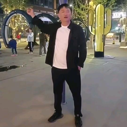 望好哥哥探店