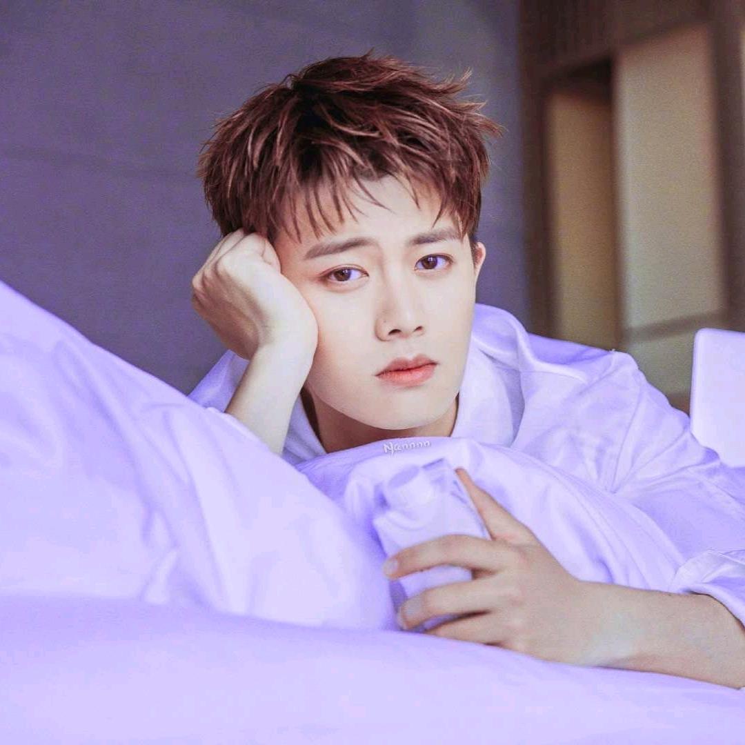 睡不着的泡泡糖😪