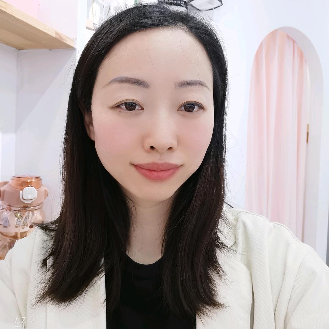 卢姐:获嘉县娃娃秀童装