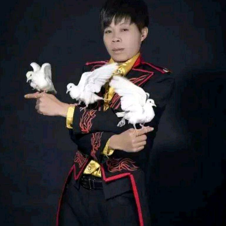 贵州魔术师《陈辉》招徒弟