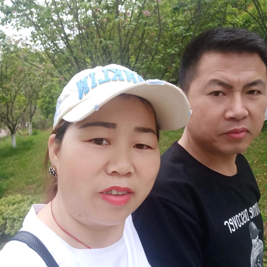 李玲