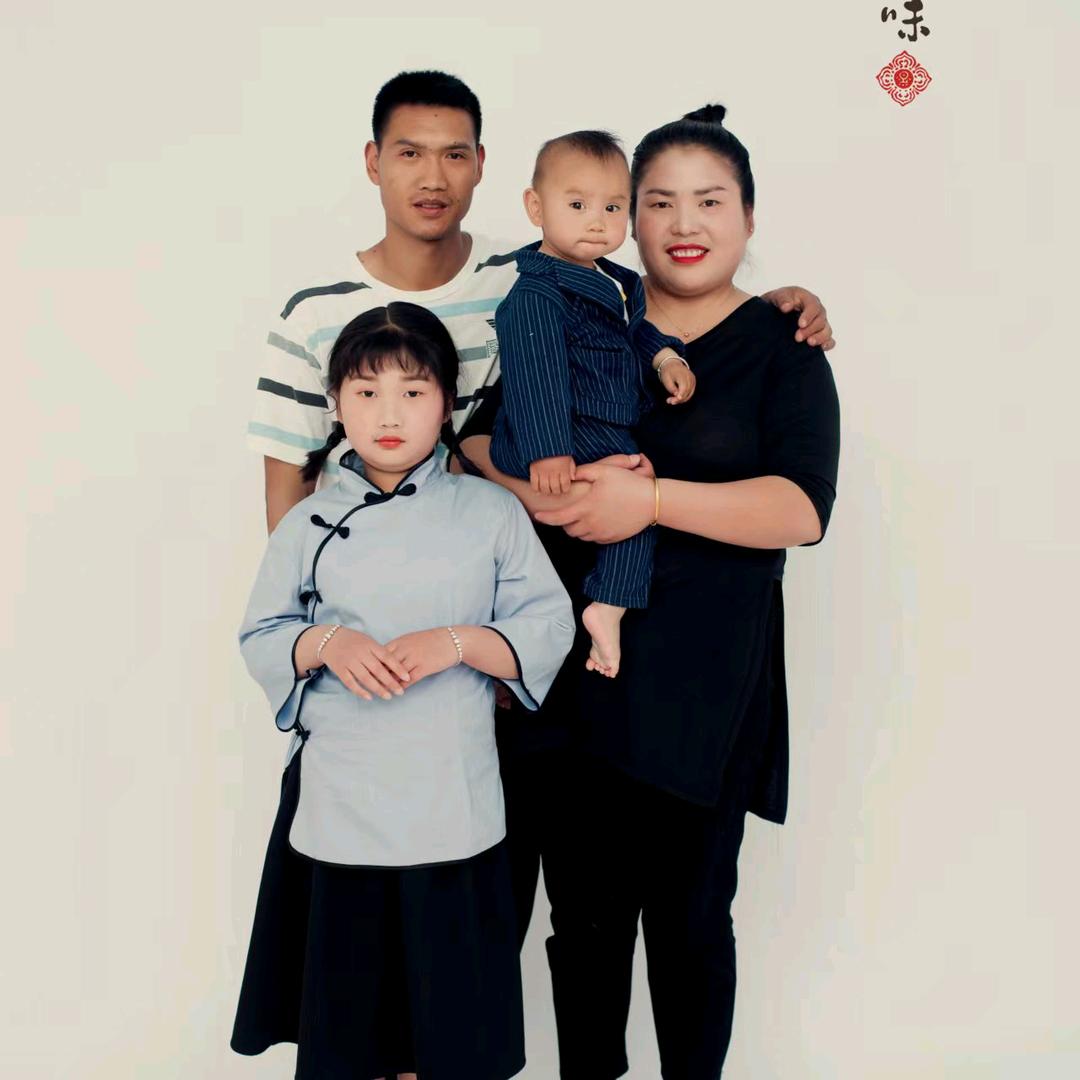 灵璧县奎奎家常菜碳锅