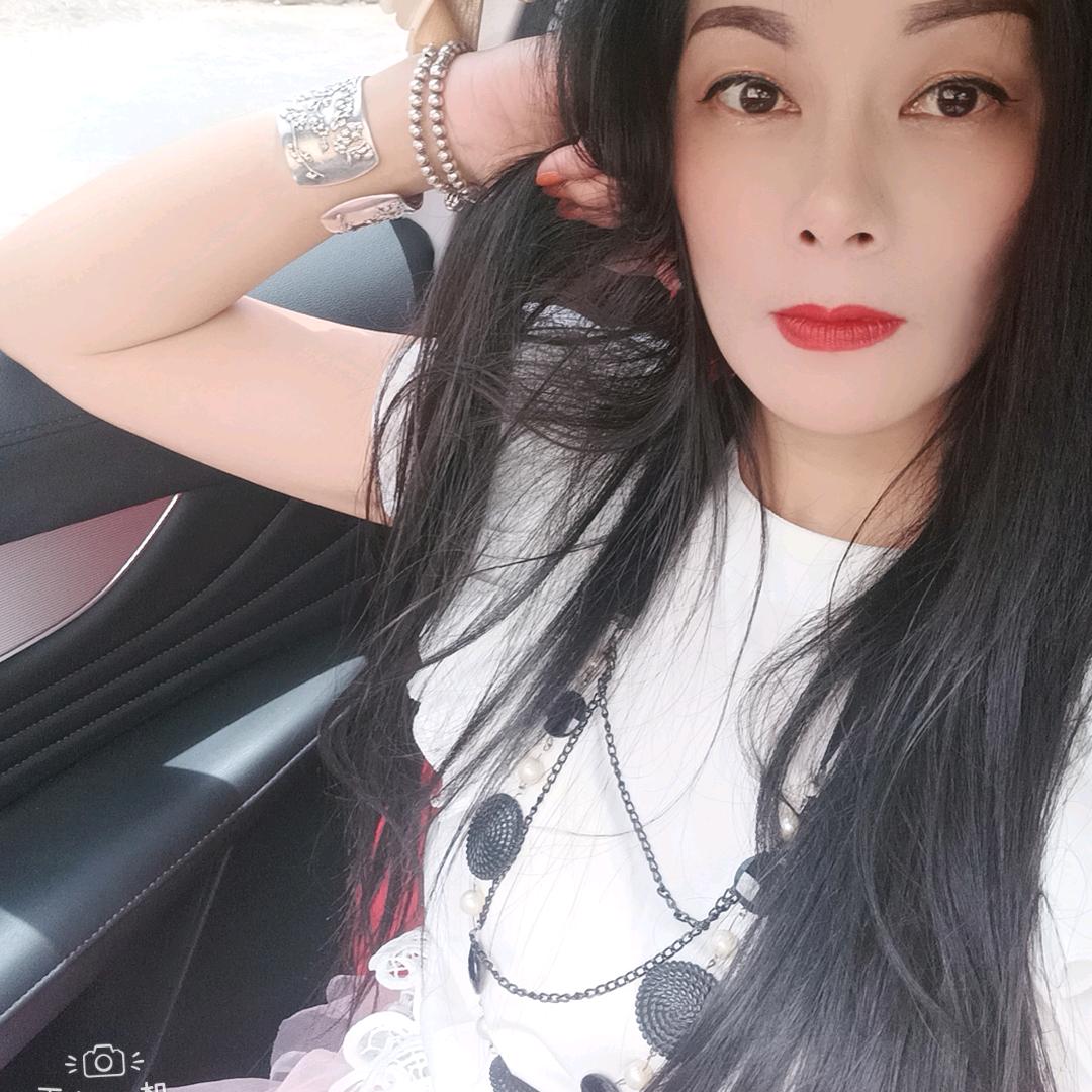 爱露营的🌺💋💐女魔头💋🌺🌸