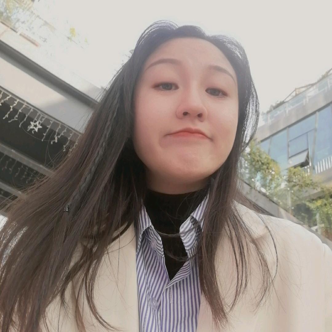 梁闪闪
