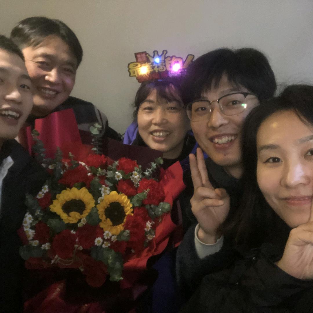 雪莲花、冯朝琼