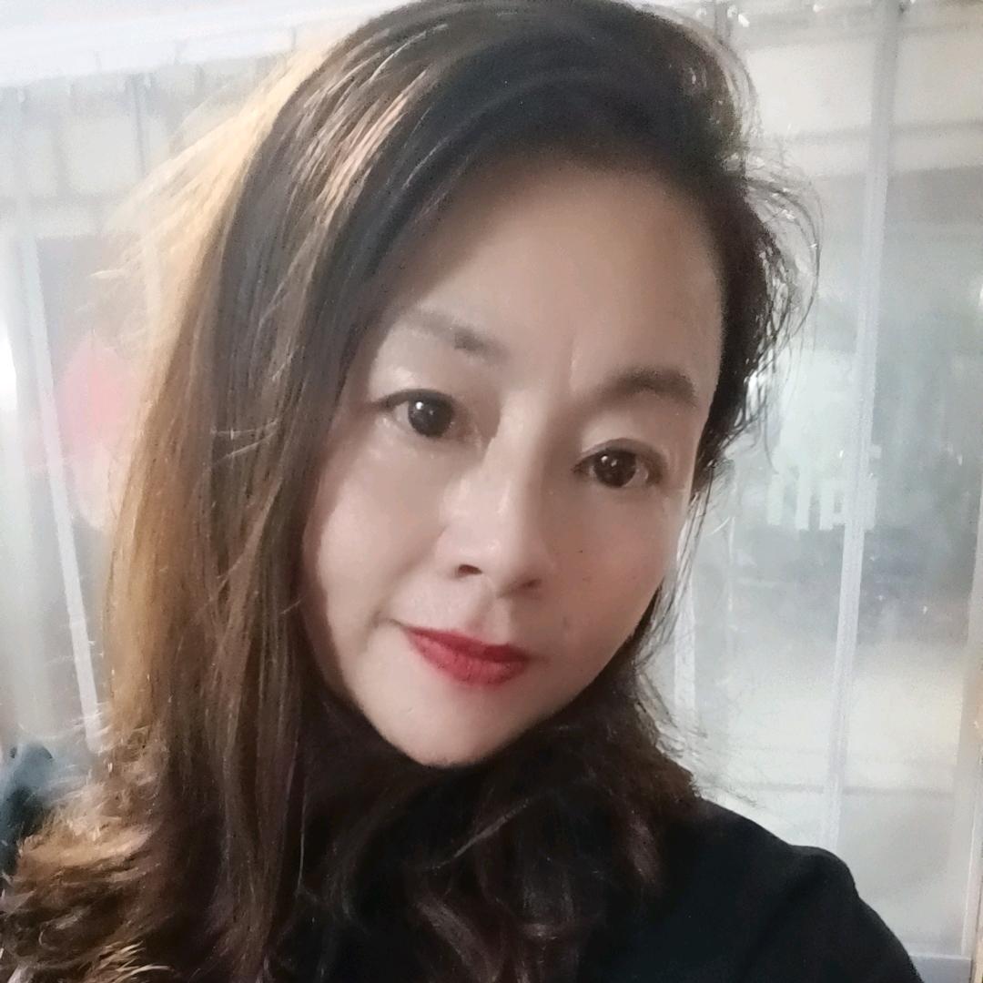 淡淡一笑