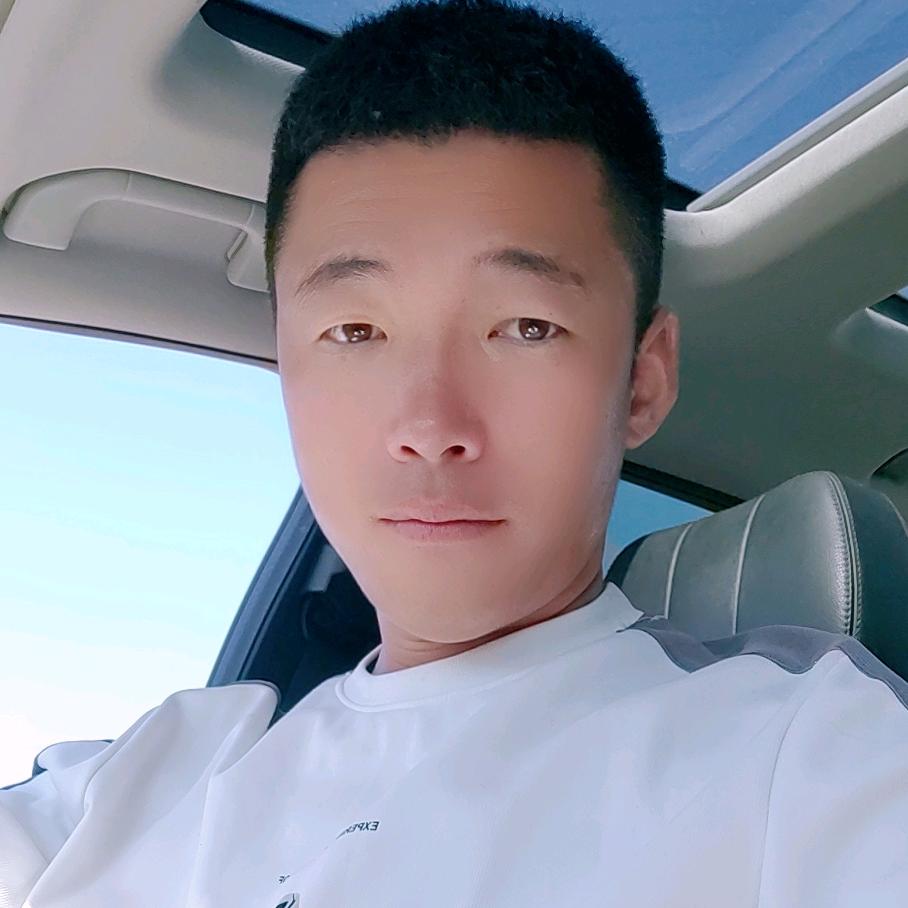 哈市浩铭二手车泉哥