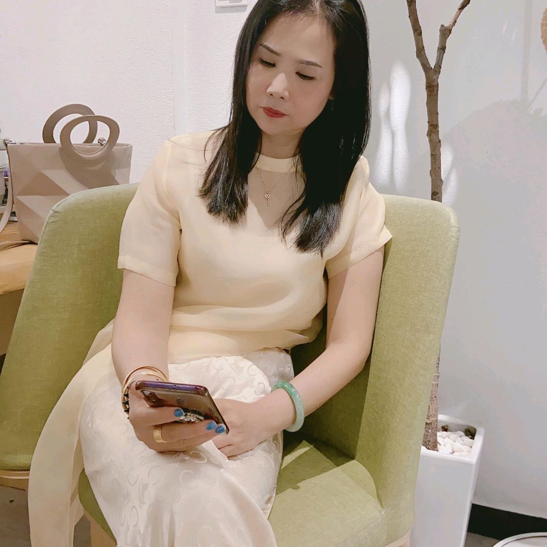 江红