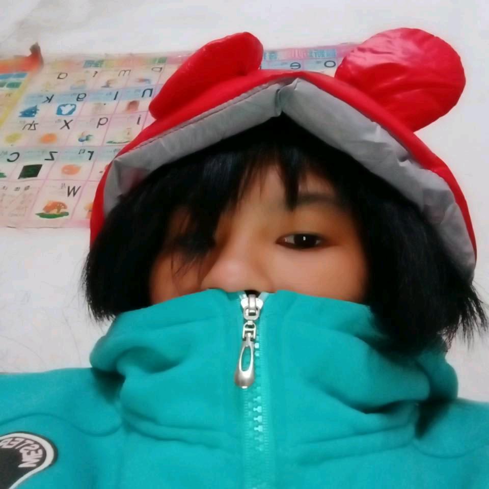 女
