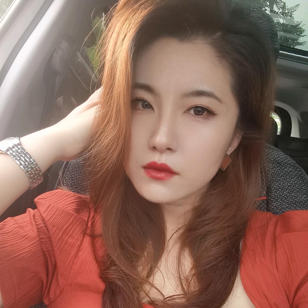 伊伊