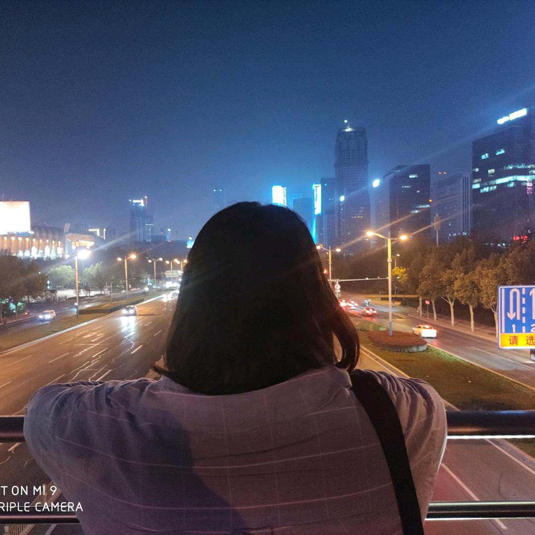 明明头像