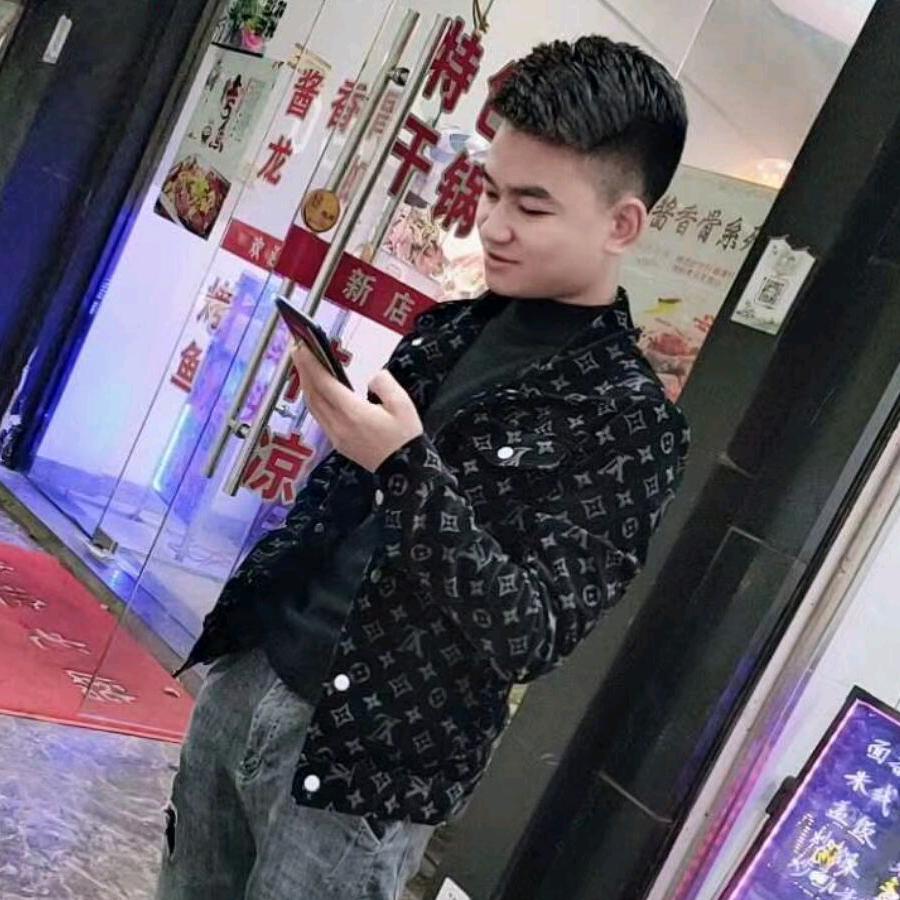 江湖地摊阿磊