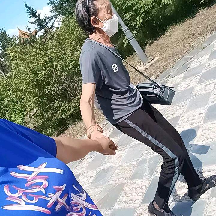 🙏王姐🙏