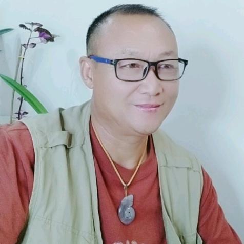 世纪阳光二手车行