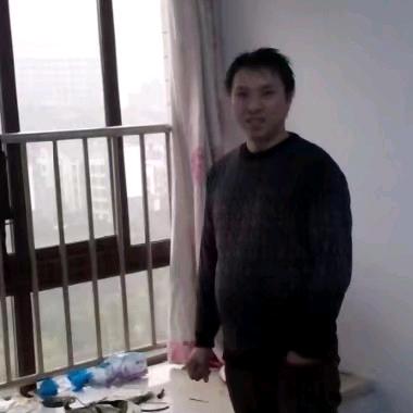 谭治国（弱电水电防水）