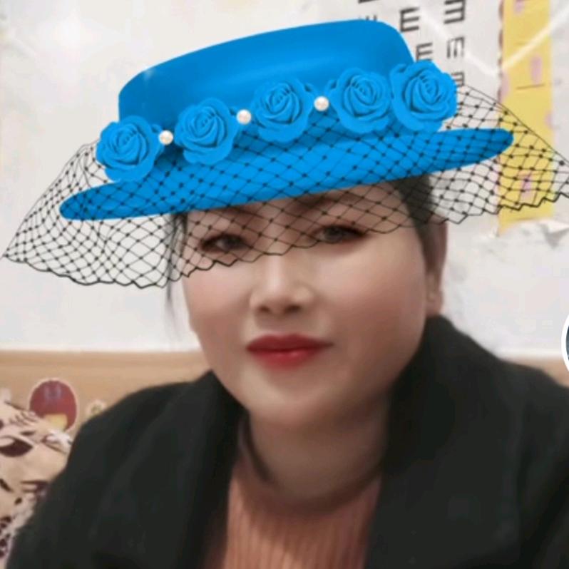 覃女士