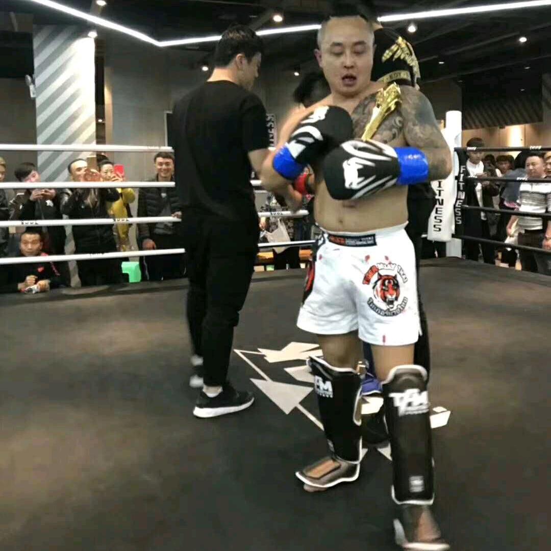骨头