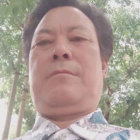 万金贤