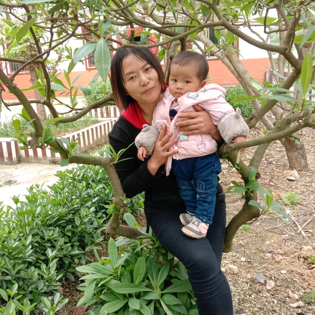 两个孙子的奶奶