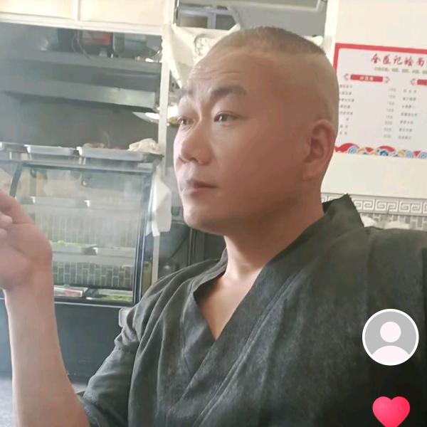 华伟地锅鸡