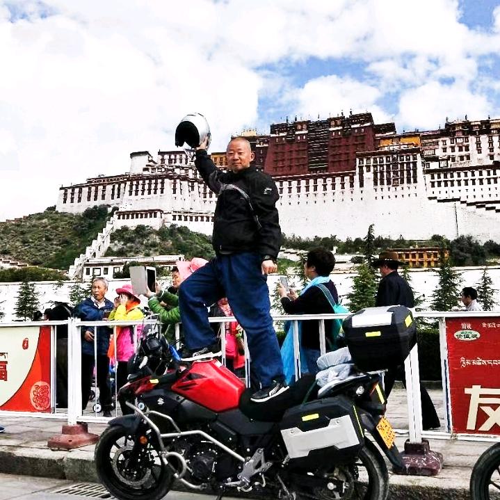 猎豹👉喜欢无忧无虑的摩旅生活