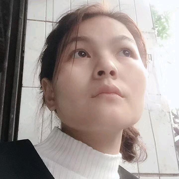 周柒柒