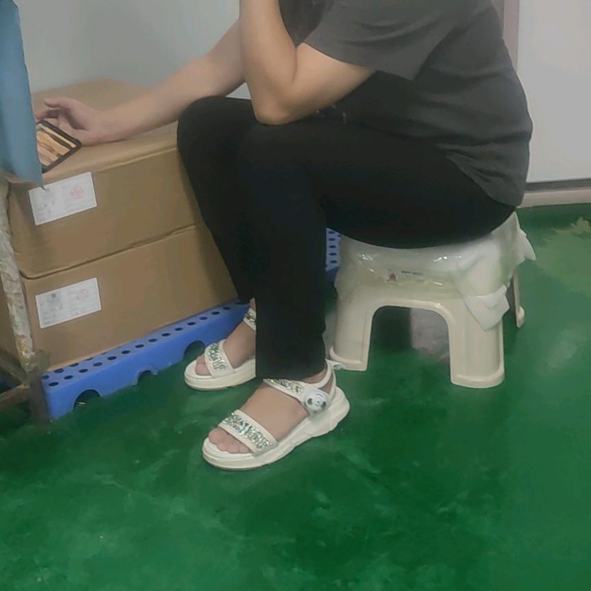 用户8472473404759