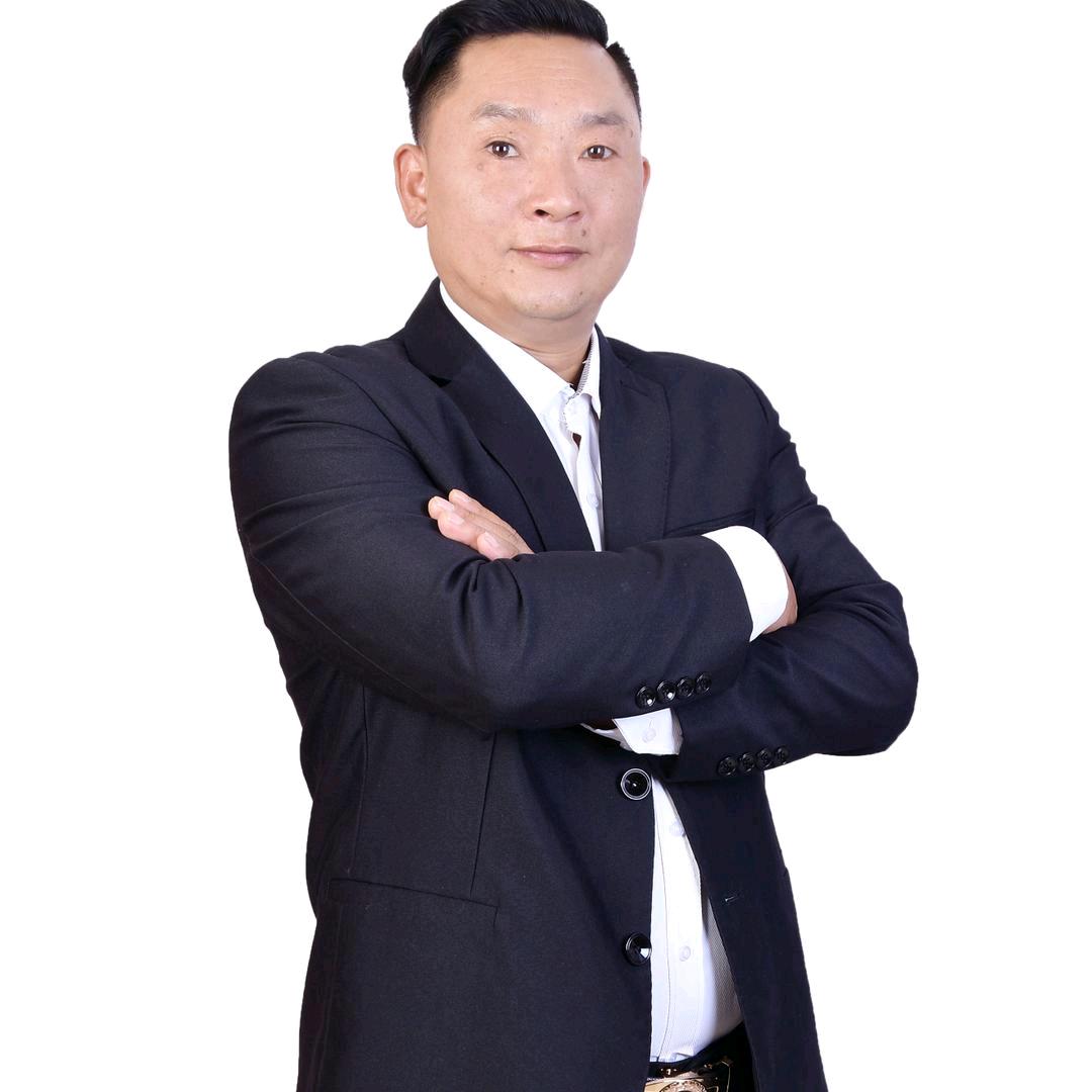 坚任不拔 荣华富桂