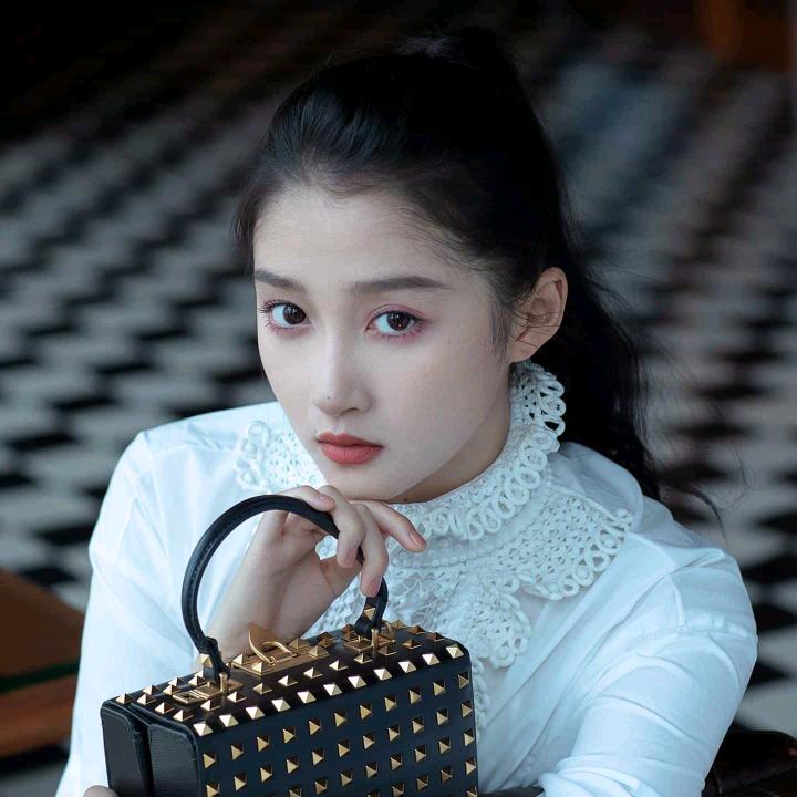 绿悠悠的小草