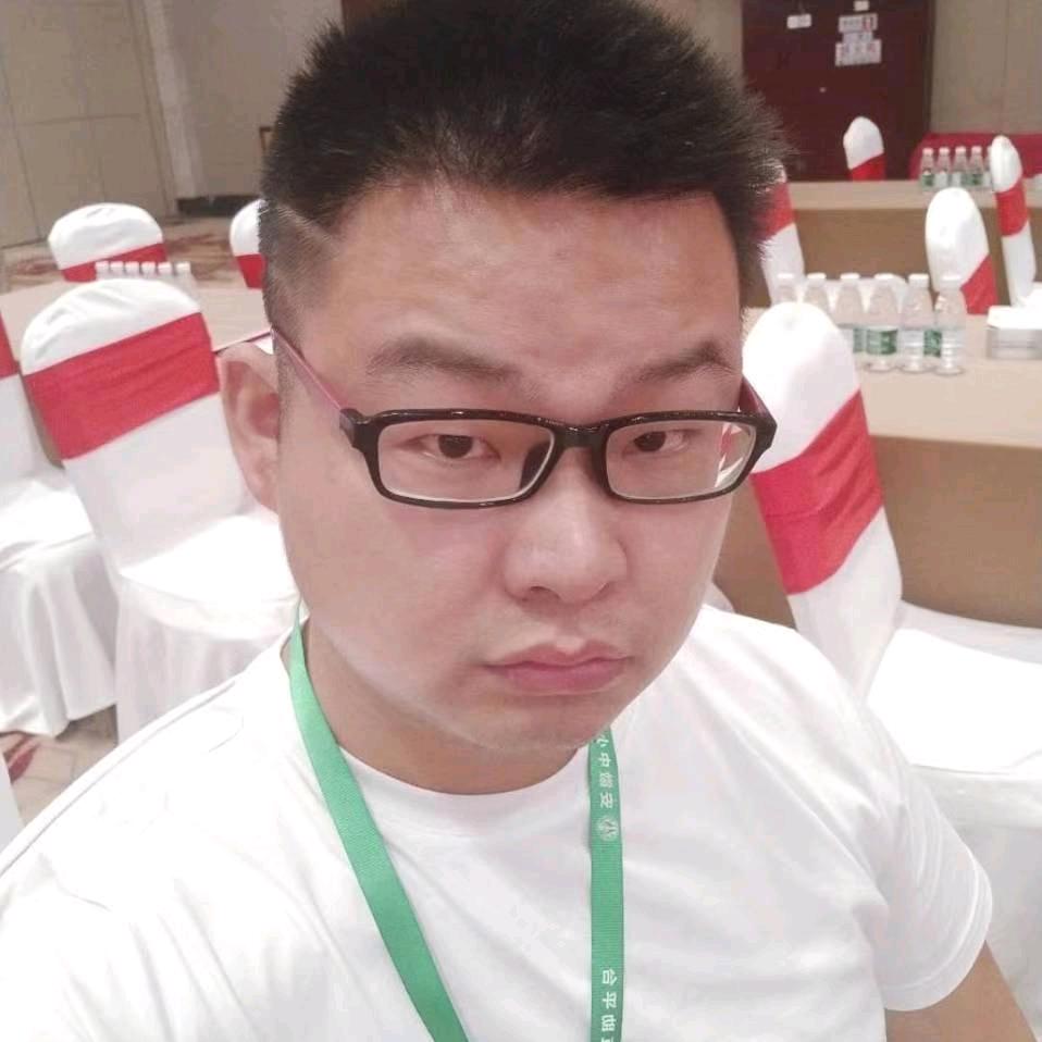 努力的阿伟