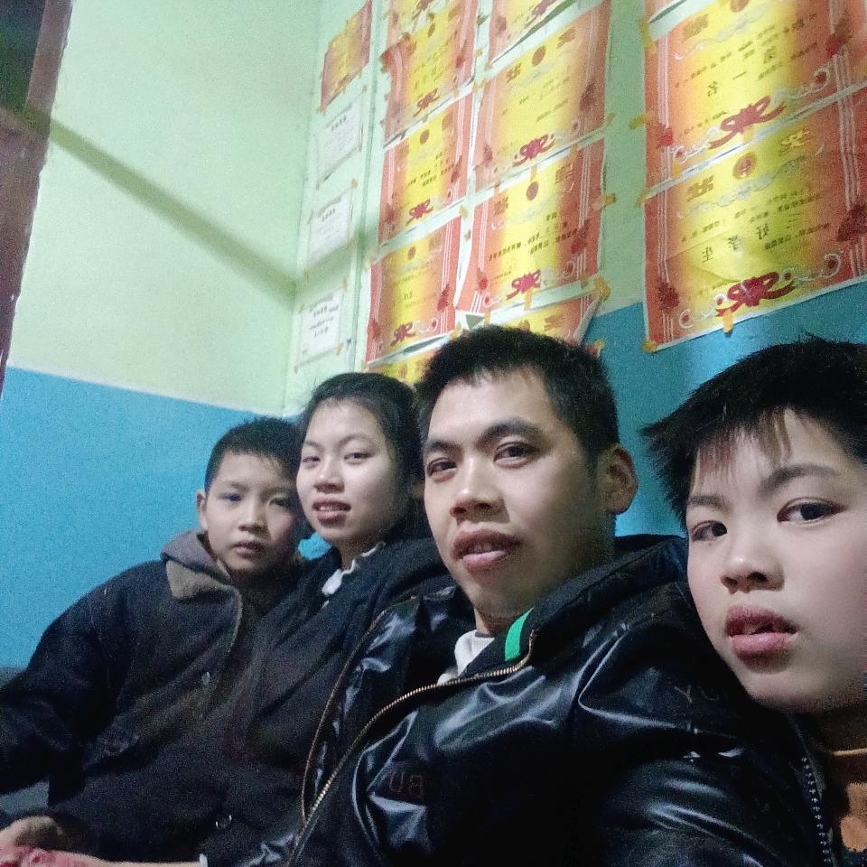 专业做外墙仿石漆