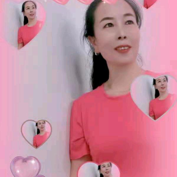 何丽萍