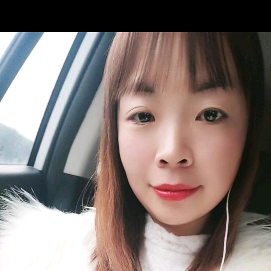 爱扭腰的妞❤️乖乖