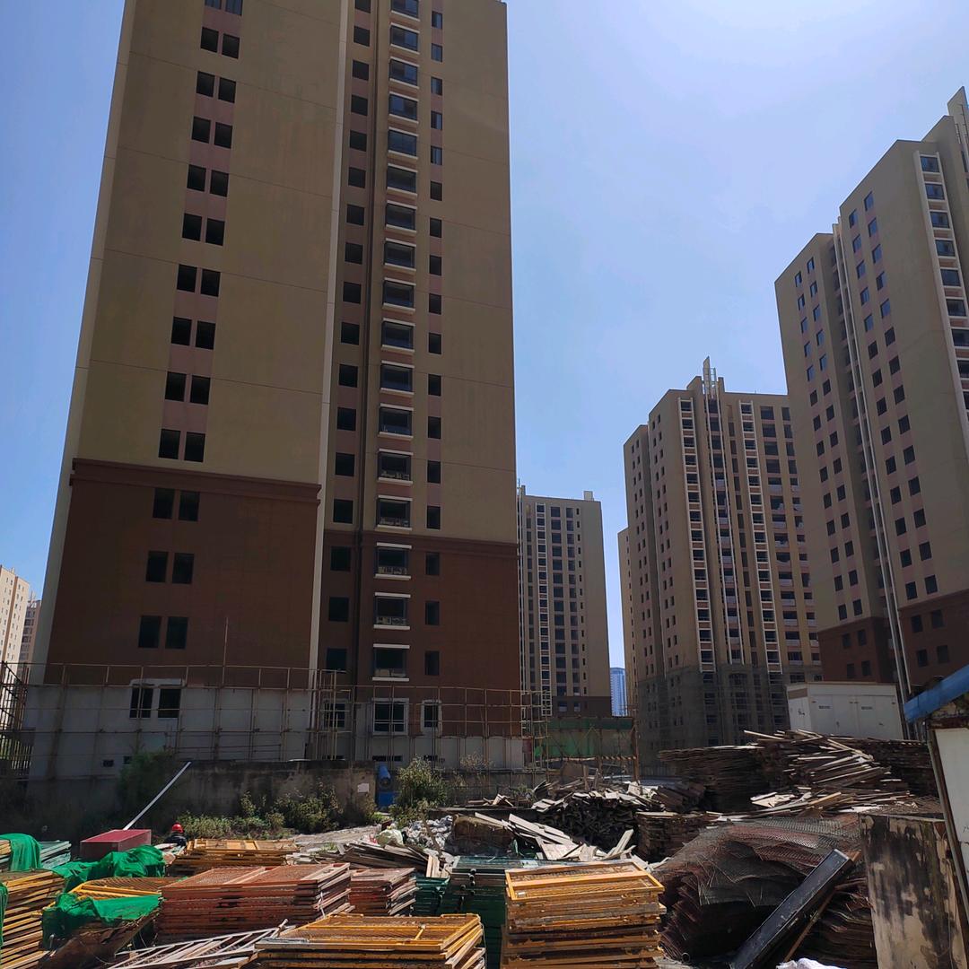 别样的烂尾幸福