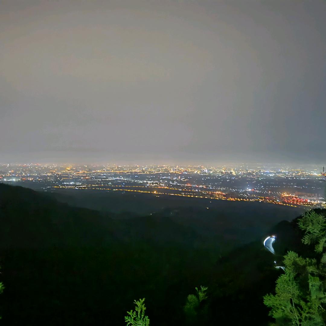 刘-峰