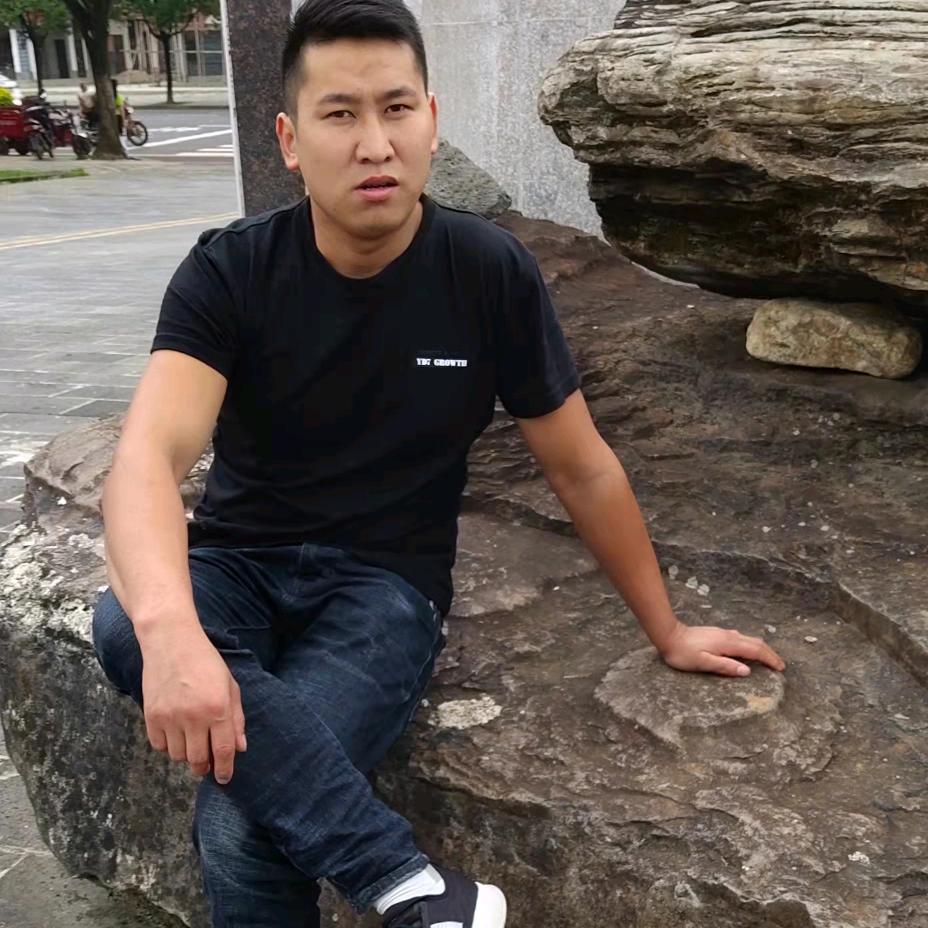 人生如戏，努力就好