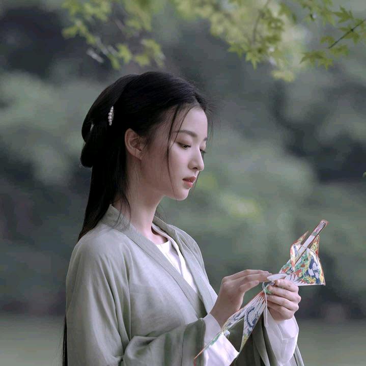 洛洛文化传媒
